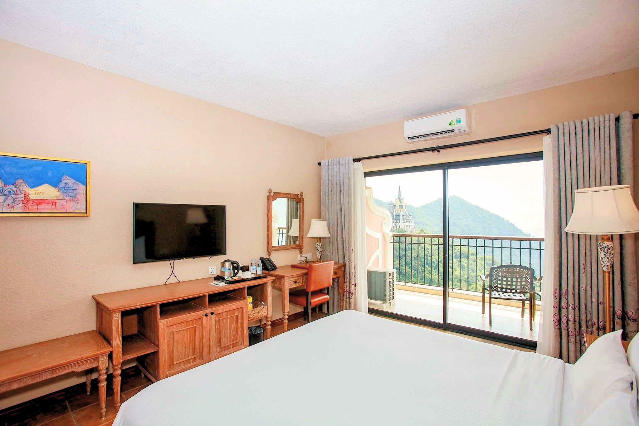 Deluxe moutain view